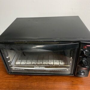 Black & Decker Black Toaster Oven